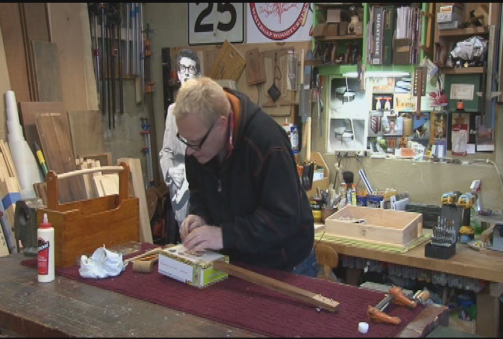 Thumbnail image for The Garage - S1E4: Cigar Box Guitar
